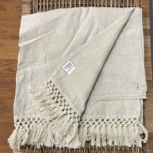 Healdsburg Shower Curtain from Serena and Lily — Flax — NWOT